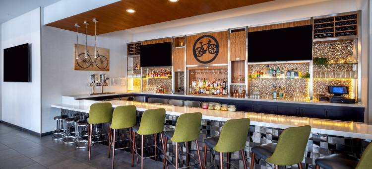 西雅图雷德蒙德希尔顿花园酒店(Hilton Garden Inn Redmond Seattle)图片