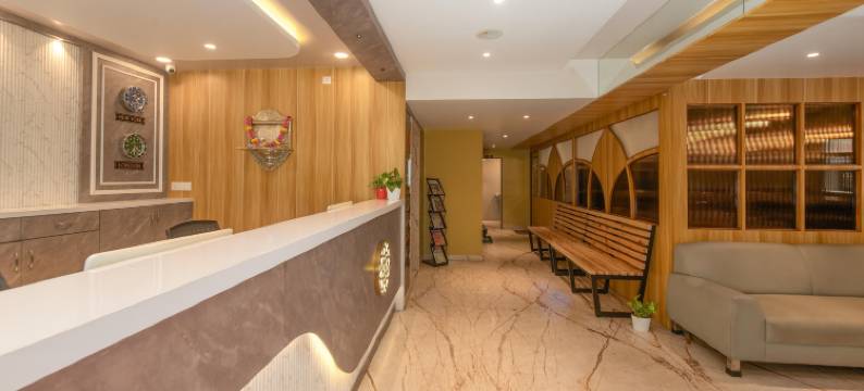 广场大酒店(Grand Plaza Hotel)图片