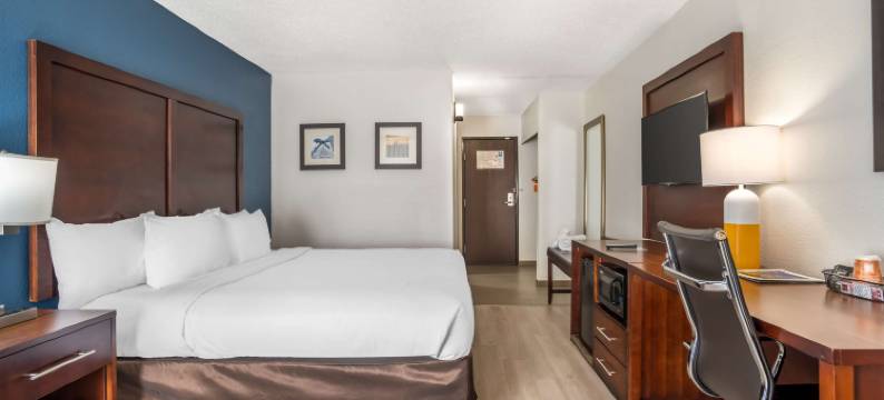 夏洛特机场上城舒适酒店(Comfort Inn Charlotte Airport Uptown)图片