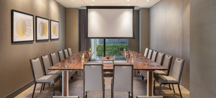 沃金厄希尔顿酒店(Hilton Woking)图片