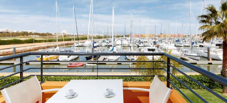 波尔蒂芒码头 NH 度假村酒店式公寓(NH Marina Portimao Resort)图片