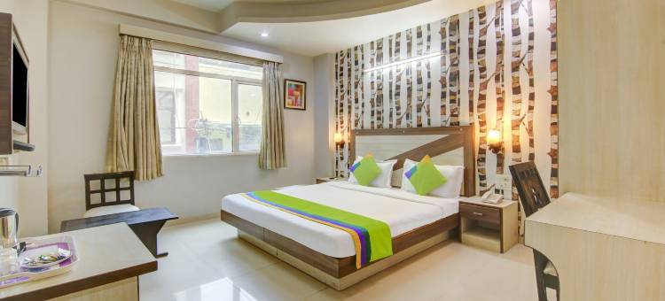 特雷布潮流罗克韦尔广场酒店(Treebo Rockwell Plaza)图片