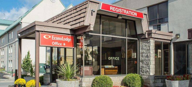 瀑布伊康旅馆(Econo Lodge by the Falls)图片