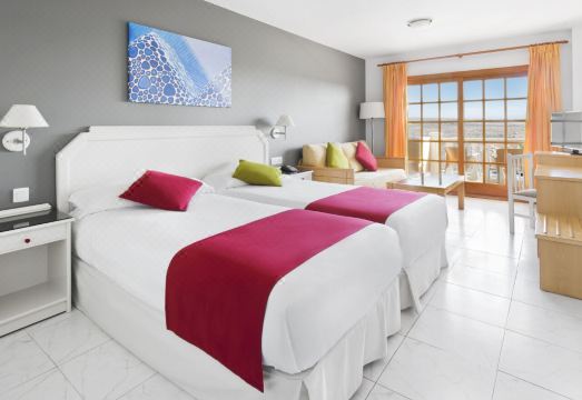 Elba Castillo San Jorge & Antigua Suite Hotel Hotel Overview