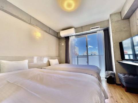 那霸久茂地Infinity酒店-SEVEN酒店&度假村-(Infinity Hotel NahaKumoji -Seven Hotels and Resorts-)