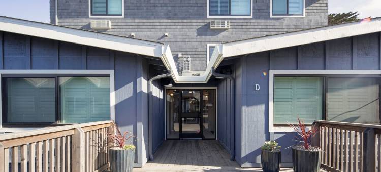 莫斯兰登点旅馆(Inn at Moss Landing Point)图片