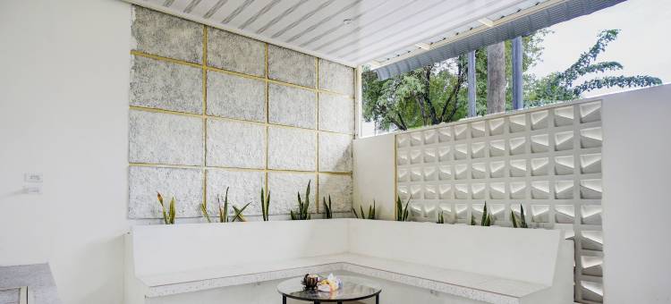 OYO酒店棉兰市中心靠近Bunda Thamrin医院(原Mora公寓)(Hotel O Medan City Center Near Rumah Sakit Bunda Thamrin Formerly Mora Residence)图片