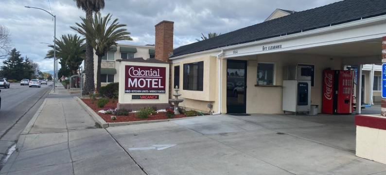 克罗尼尔汽车旅馆(Colonial Motel)图片