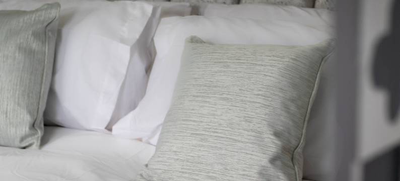 威斯特里亚小屋酒店(Westeria Cottage - 2 Bed-Sleeps 4-TJS9WC)图片