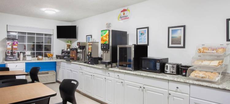 彭萨科拉温德姆速8酒店(Super 8 by Wyndham Pensacola)图片