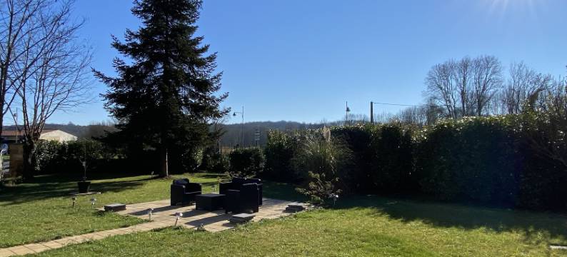 埃克斯西德伊城堡景观民宿(Vue du Château d'Excideuil)图片