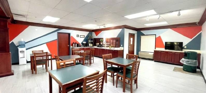 格兰德威斯塔套房酒店(Grand Vista Hotel & Suites)图片