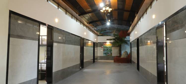 安纳亚舒适酒店(Ananya Comfortss)图片