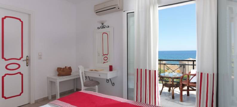 伊利斯海滩酒店(Iris Beach Hotel)图片