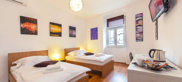 马蒙塔瓦豪华客房酒店(Marmontova Luxury Rooms)图片