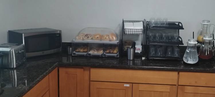 威尔逊维尔凯艺套房酒店(Quality Inn & Suites Wilsonville)图片