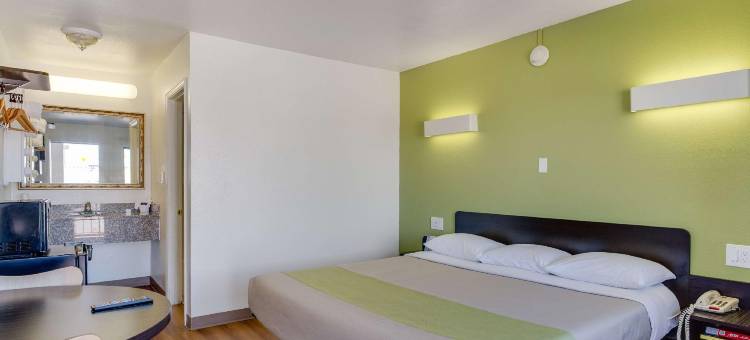 埃尔帕索西6号汽车旅馆(Motel 6 El Paso, TX - West)图片