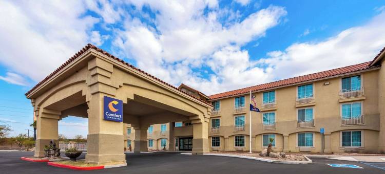 埃尔森特罗8号州际公路舒适套房酒店(Comfort Inn & Suites El Centro I-8)图片