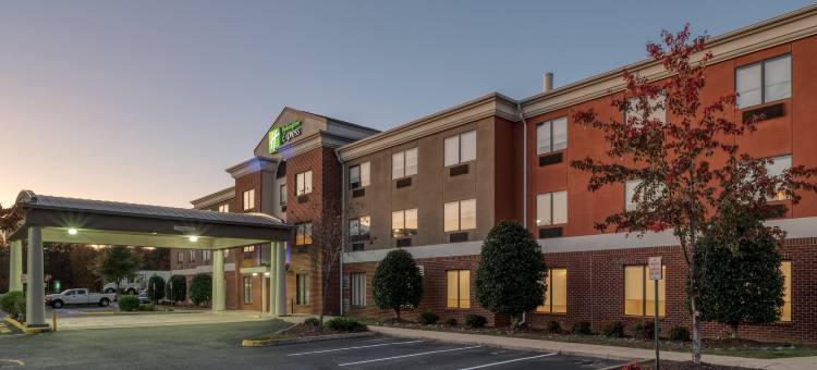智选假日套房酒店索恩伯格- S。弗雷德里克斯堡(Holiday Inn Express & Suites THORNBURG-S. FREDERICKSBURG by IHG)图片