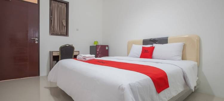 红多兹酒店-泗水科塔加亚(RedDoorz @ Kertajaya Surabaya)图片
