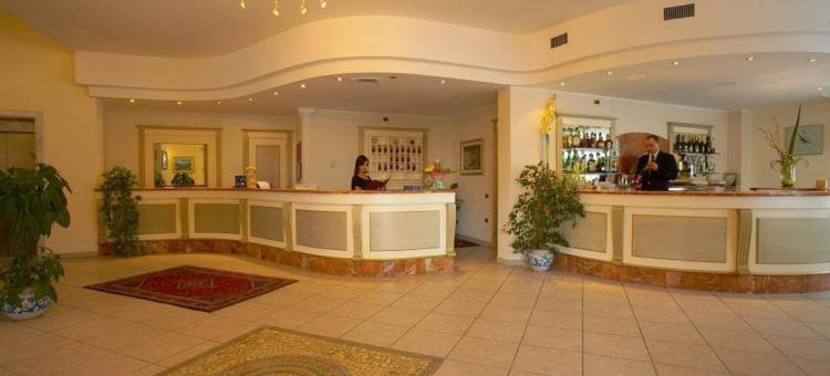 罗莎二十四小时酒店(Hotel la Rosa Dei Venti)图片