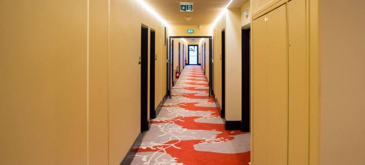 基里亚德尊荣亚眠普兰维尔酒店及 SPA(Kyriad Prestige Amiens Poulainville Hotel and Spa)图片