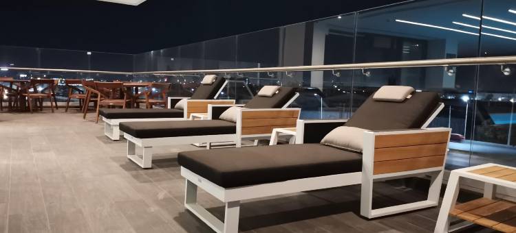 蒙特雷阿波达卡机场区温德姆华美达安可酒店(Ramada Encore by Wyndham Monterrey Apodaca Zona Aeropuerto)图片