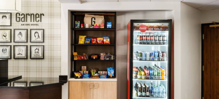 Garner Hotel Topeka WEST  by IHG图片