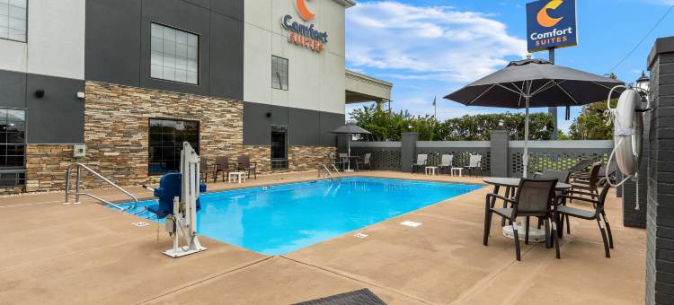 舒适套房-近勒吉恩营(Comfort Suites Near Camp Lejeune)图片