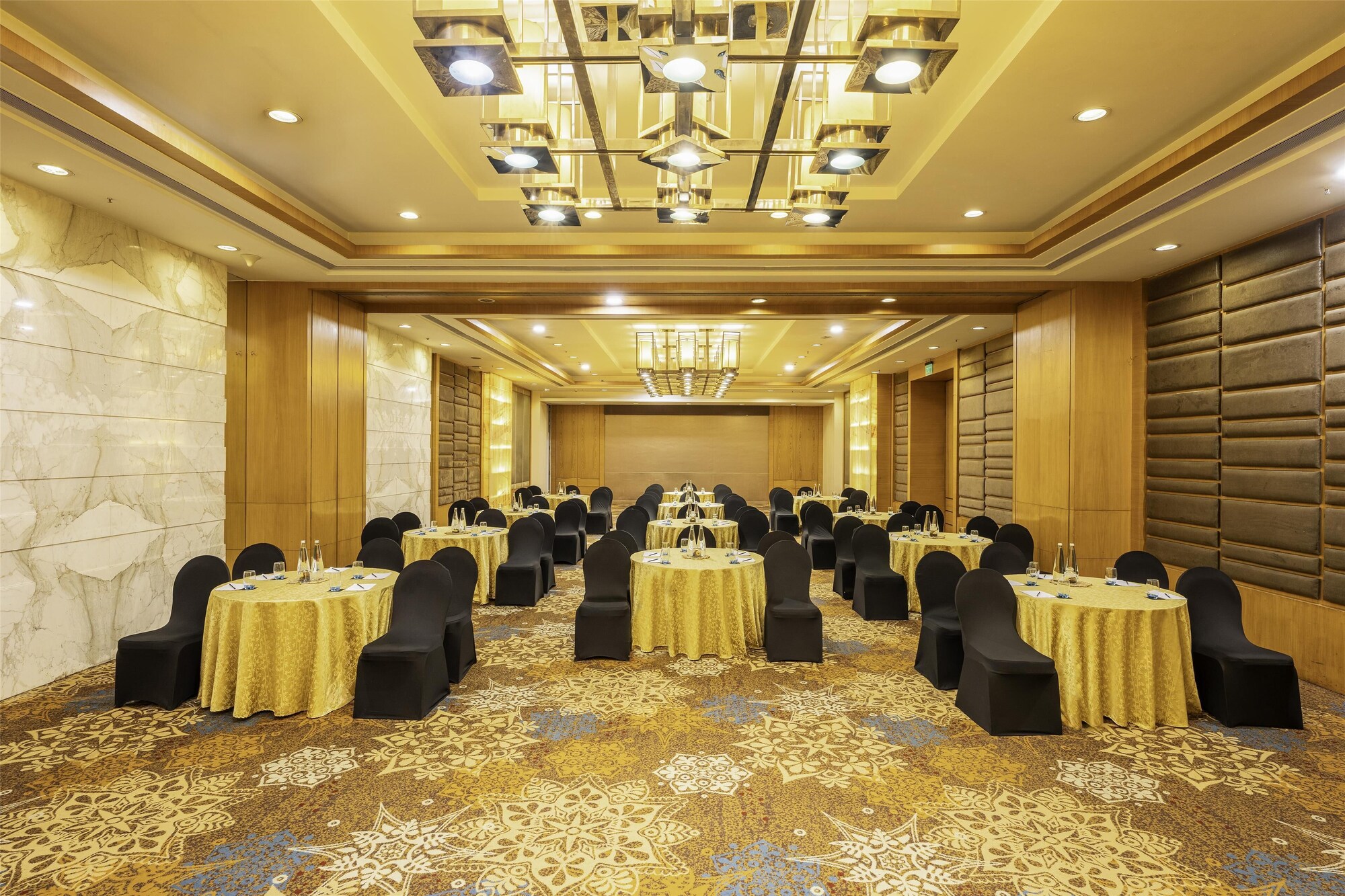 Radisson Blu Hotel Pune Kharadi Over view