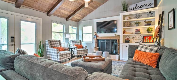 Cape Royale小屋，带火坑和水景(Cape Royale Cottage w/ Fire Pit & Water Views)图片