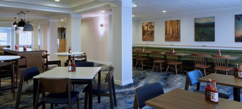 圣贝纳迪诺万枫酒店及套房(Fairfield Inn & Suites San Bernardino)图片