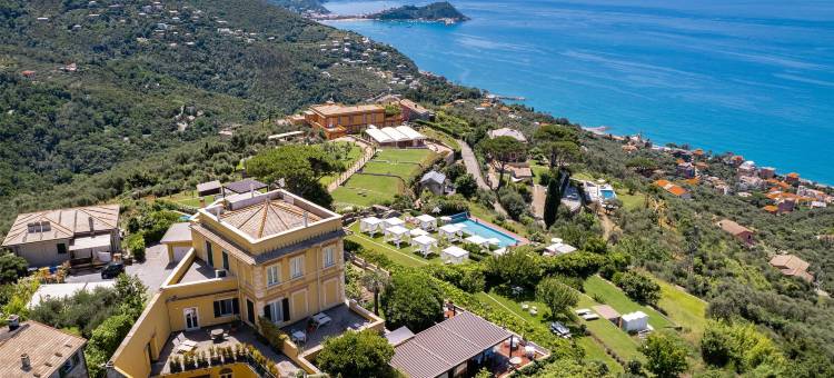 里维埃拉别墅度假村(Villa Riviera Resort)图片