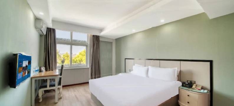 云曼澳米来酒店(国际塑料城店)图片