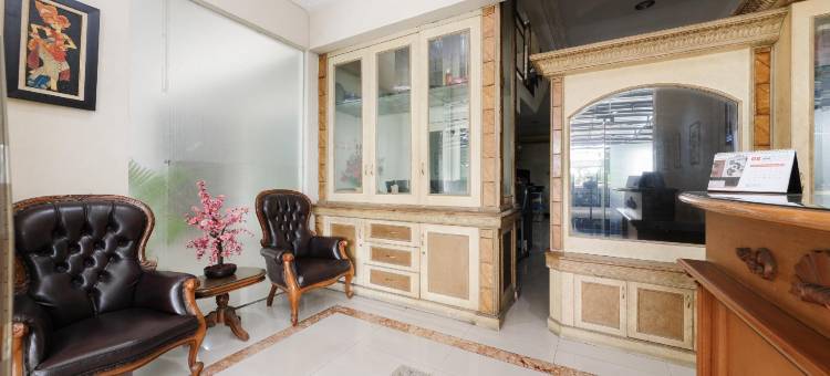 RedDoorz at Jatiwaringin Near Exit Toll Pondok Gede图片