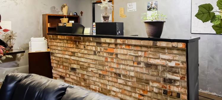 OYO Pinewood Inn & Suites Silsbee图片