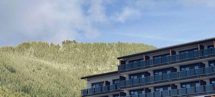 维多利亚住宅酒店(Victoria Hotel & Residence)图片