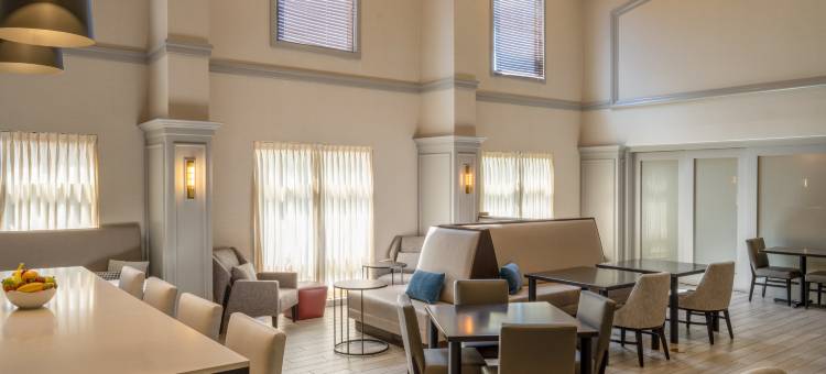 雷纳姆-陶顿欢朋酒店(Hampton Inn Raynham-Taunton)图片