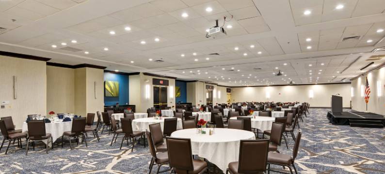 奥兰多市中心希尔顿安泊酒店(Embassy Suites by Hilton Orlando Downtown)图片