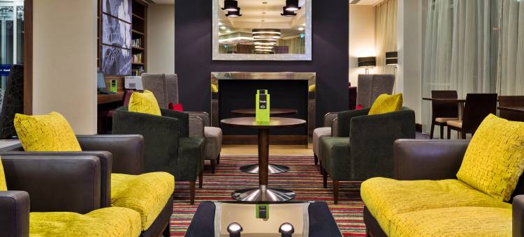 伦敦鲁顿机场希尔顿欢朋酒店(Hampton by Hilton London Luton Airport)图片