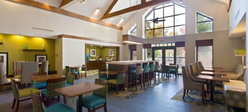 亚特兰大-德卢斯-格威内特县欢朋套房酒店(Hampton Inn & Suites Atlanta/Duluth/Gwinnett County)图片