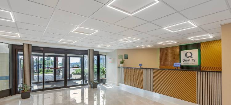 品质套房酒店(Quality Inn & Suites)图片