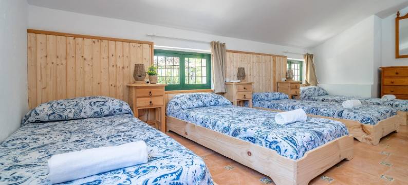 Farmhouse in Andalusia near Tiñosa Peak图片