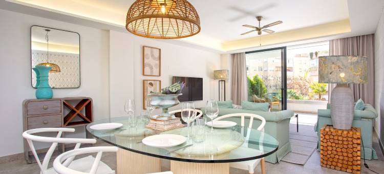 Exclusive apartment in estepona center. Infinity图片