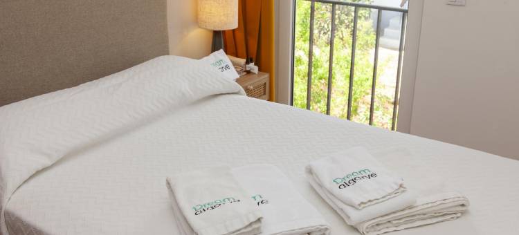 Y 02 - Bedroom 2 in Trindade Sun Guesthouse图片
