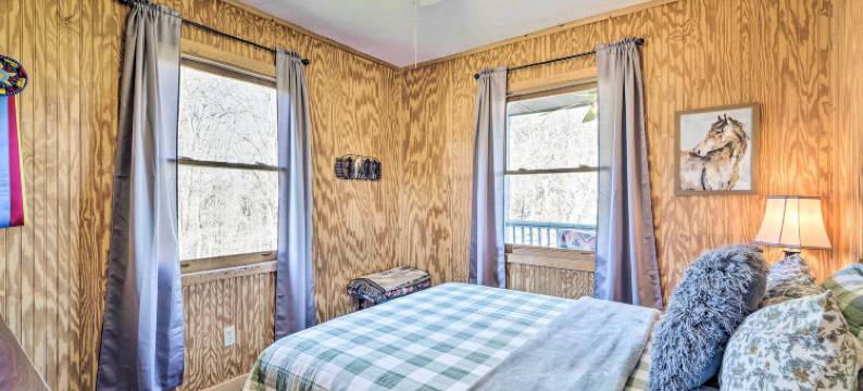 7英里到摩根顿市中心：小木屋 w/ 火坑！(Cabin w/ Fire Pit: 7 Mi to Downtown Morganton!)图片