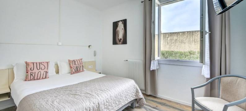 洛吉斯酒店拉巴斯蒂德德恩特赖格斯(Logis Hôtel la Bastide d'Entraigues)图片