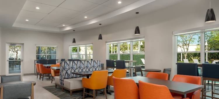 智选假日套房酒店迈阿密 - KENDALL(Holiday Inn Express & Suites MIAMI-KENDALL by IHG)图片