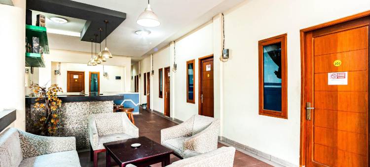 红多兹Plus酒店-近印度尼西亚大学(RedDoorz Plus Near Universitas Indonesia)图片