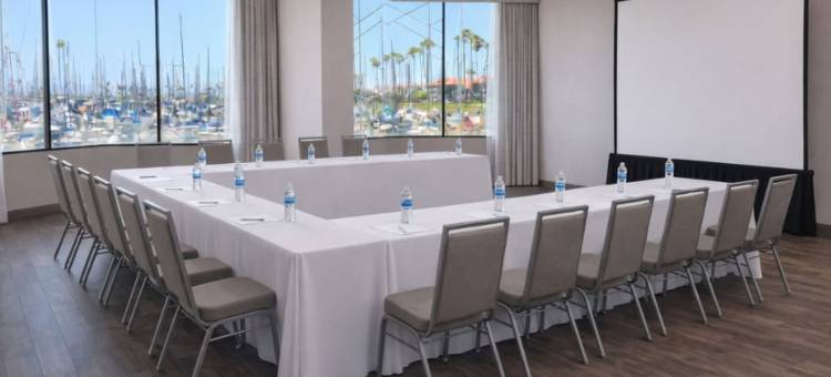 智选假日酒店及套房本图拉by IHG(Holiday Inn Express & Suites VENTURA HARBOR by IHG)图片